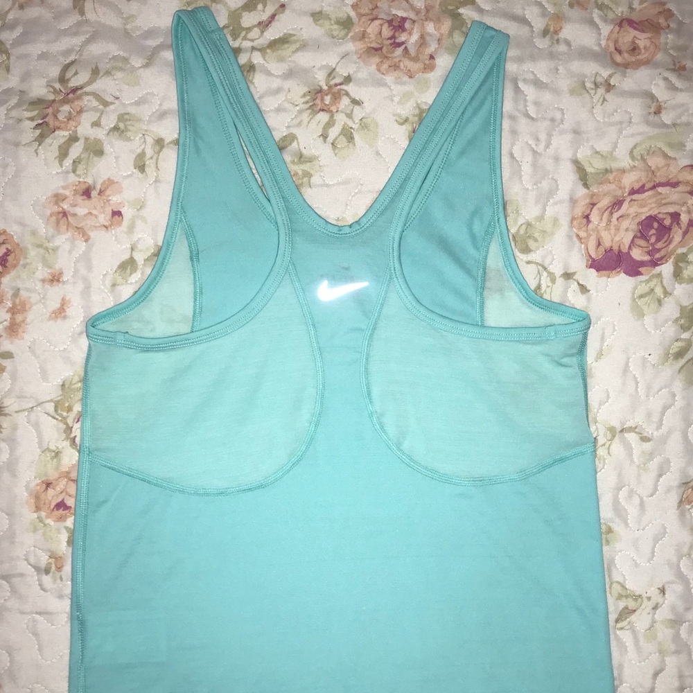 Nike XS aqua blue workout top